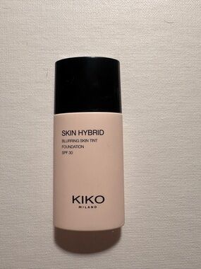 Kiko Milano Blurring Skin Tint Foundation - 01 Ivory